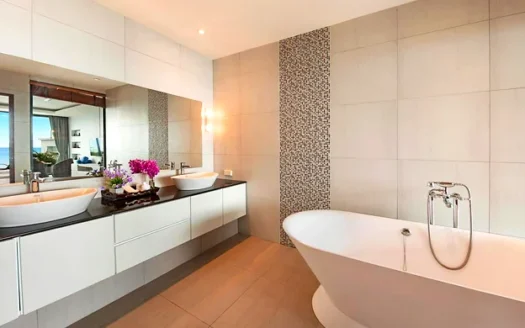 5 Bedroom Luxury Beach View Pool Villa in Plai Laem