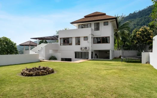 Modern 4+1 Bed Sea View with Large Garden Villa in Chaweng