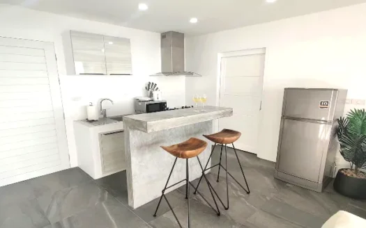 Modern 2 Bedroom Sea View Pool Apartment in Lamai